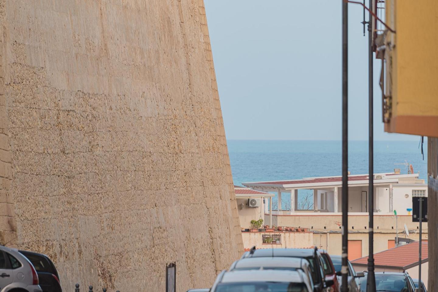 Apartamento Storia & Mare - Free Parking - Castello Carlo V Crotone Exterior foto